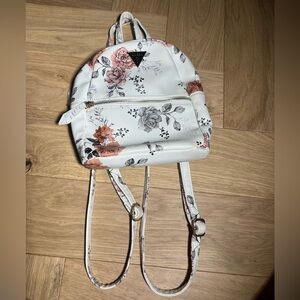 Guess floral mini backpack